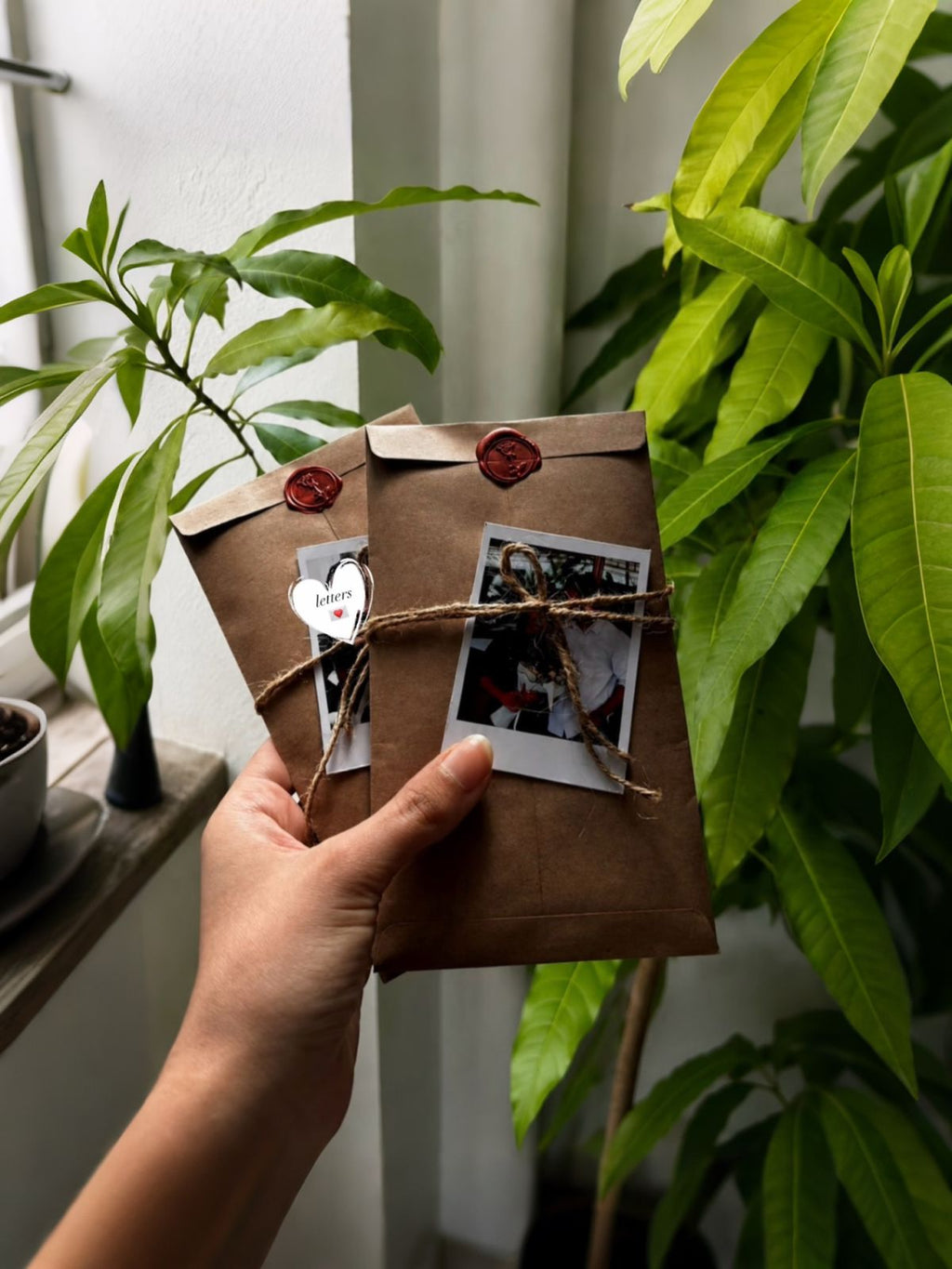 Custom letter with envelope and polaroid